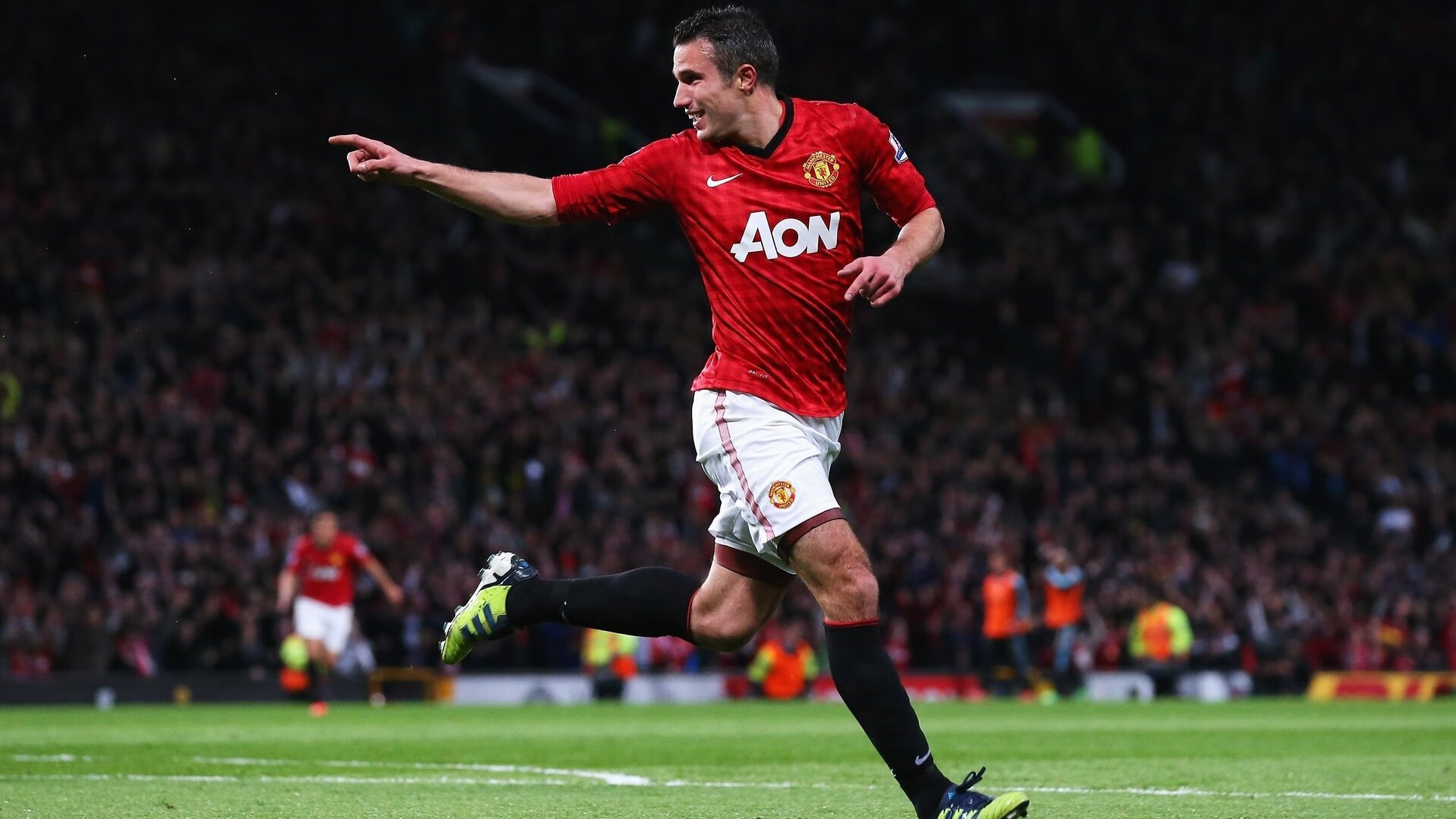 足球俱乐部经营收入分析